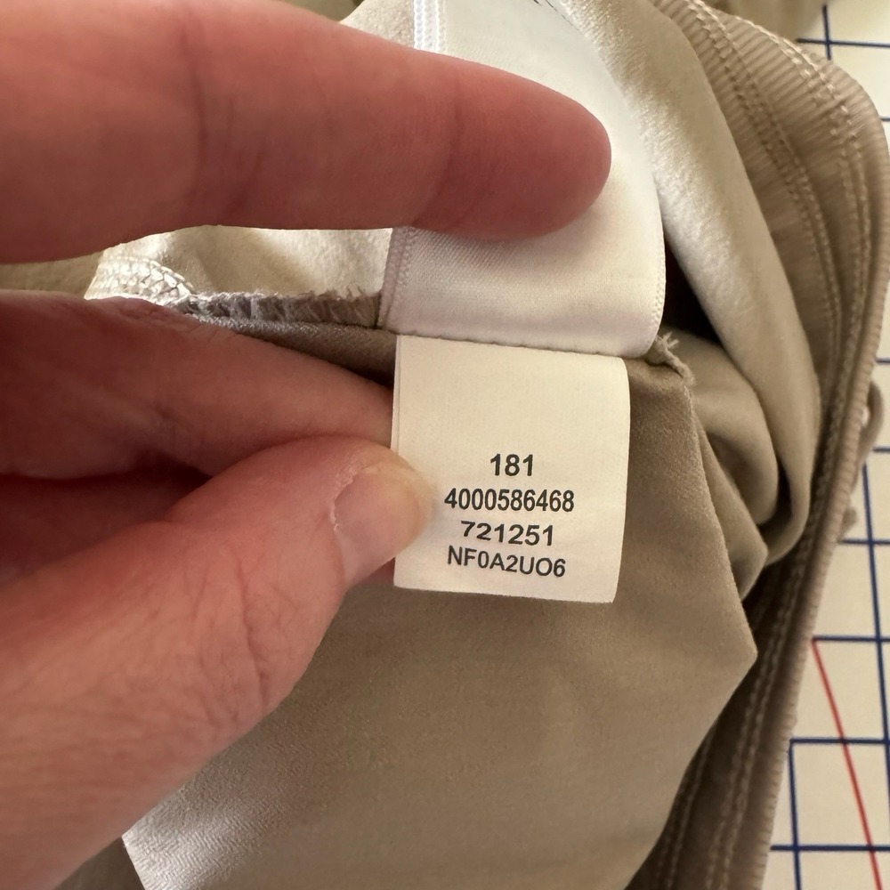The North Face Womens Nylon Hiking Capri Pants XXL Tan Ruched Pull On Drawstring - Picture 8 of 12